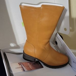 Women's Boots